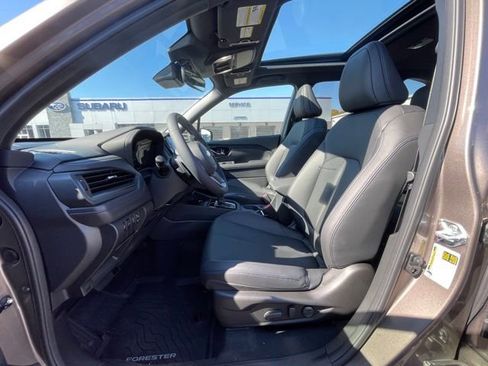 New 2025 Subaru Forester Limited image 17