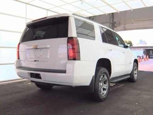 Used 2018 Chevrolet Tahoe LS RWD image 4