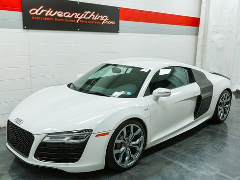 Used 2014 Audi R8 V10 AWD/4WD image 1