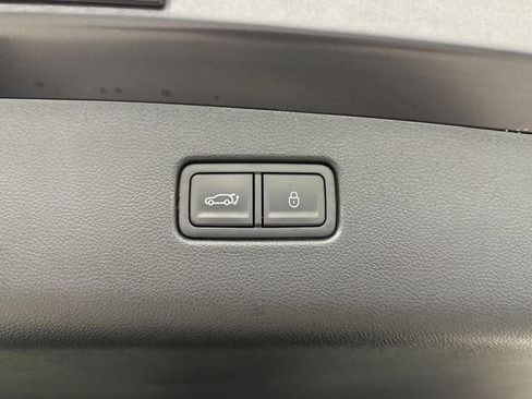 Used 2024 Genesis GV70 2.5T w/ Sport Prestige Package image 17