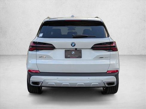 New 2026 BMW X5 xDrive50e w/ Parking Assistance Package AWD/4WD image 8