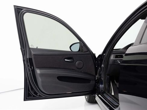 Used 2009 BMW M3 Sedan RWD image 13