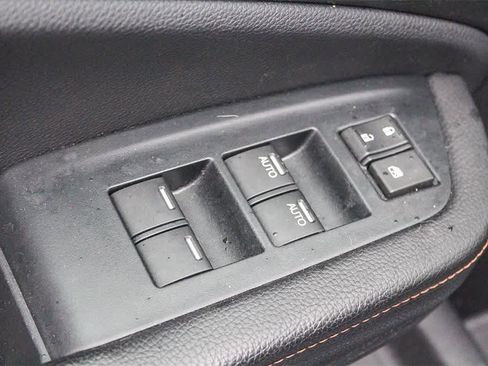 Used 2022 Honda Pilot TrailSport image 24