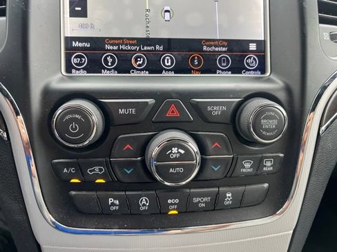 Used 2018 Jeep Grand Cherokee Limited RWD image 29
