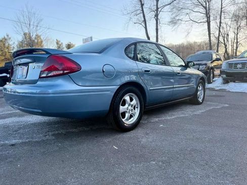 Used 2005 Ford Taurus SE FWD image 7