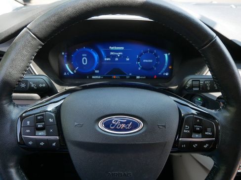 Used 2021 Ford Escape SEL w/ Technology Package AWD/4WD image 24