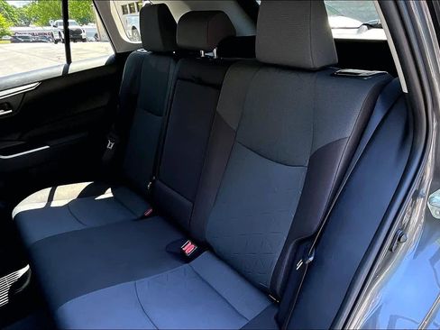 Used 2025 Toyota RAV4 XLE w/ Convenience Package FWD image 21