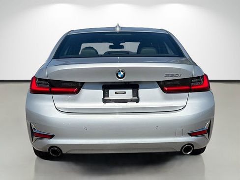 Used 2019 BMW 330i Sedan w/ Premium Package image 4