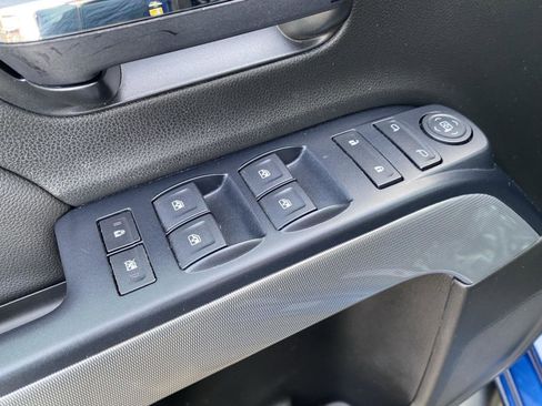 Used 2018 Chevrolet Silverado 1500 LT w/ All Star Edition image 20