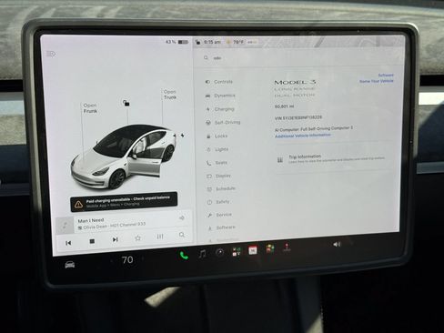 Used 2022 Tesla Model 3 Long Range AWD/4WD image 10