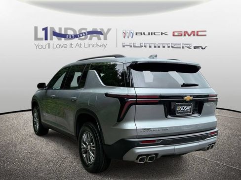 Certified 2025 Chevrolet Traverse LT AWD/4WD image 5