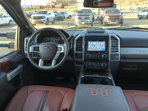 Used 2018 Ford F450 King Ranch w/ King Ranch Ultimate Package image 19