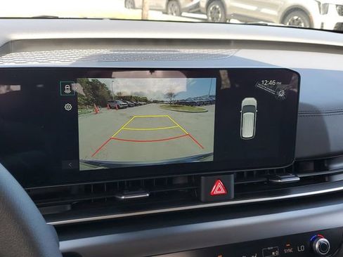 New 2026 Kia Carnival LX image 22