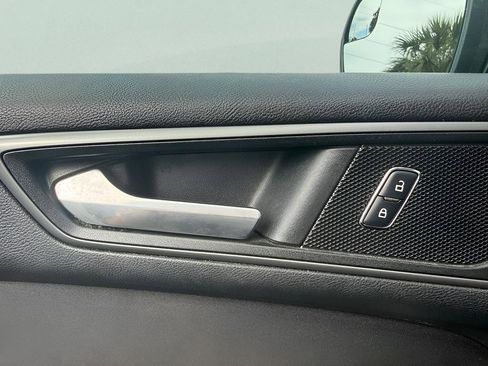 Used 2015 Ford Edge SE image 14