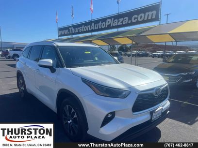 Used 2022 Toyota Highlander XLE