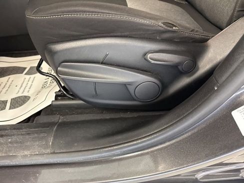 Used 2014 Jeep Cherokee Altitude w/ Cold Weather Group image 16