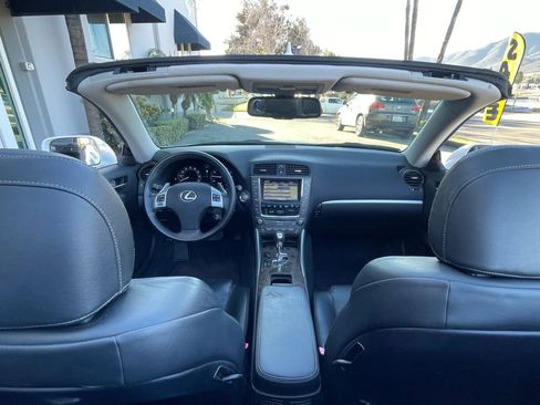 Used 2011 Lexus IS 250C image 13