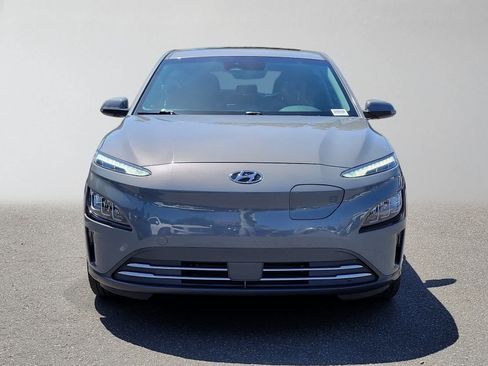 Used 2023 Hyundai Kona Limited FWD image 8