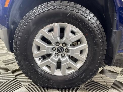 Used 2023 Nissan Frontier SV w/ SV Convenience Package AWD/4WD image 10