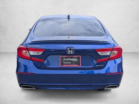 Used 2021 Honda Accord Sport image 7