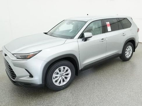 New 2026 Toyota Grand Highlander XLE image 1