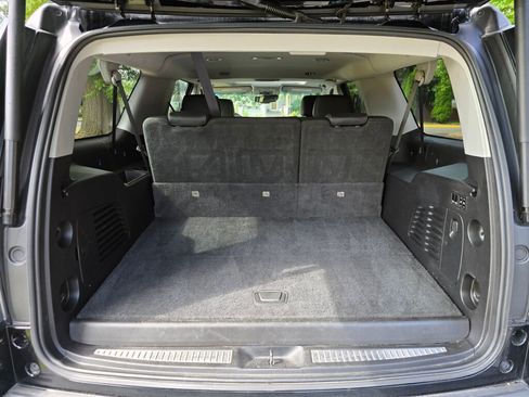 Used 2019 GMC Yukon XL SLT image 6