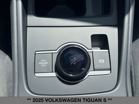 New 2025 Volkswagen Tiguan S image 24