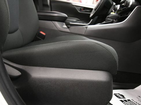 Used 2023 Toyota RAV4 LE image 24