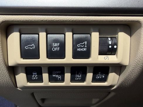 Used 2015 Subaru Outback 2.5i Limited AWD/4WD image 23