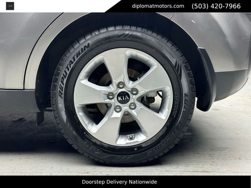 Used 2017 Kia Soul image 30