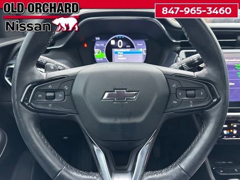 Used 2022 Chevrolet Bolt EUV Premier w/ Sun & Sound Package image 22