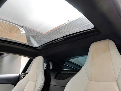 Used 2020 Jaguar F-TYPE Coupe image 5