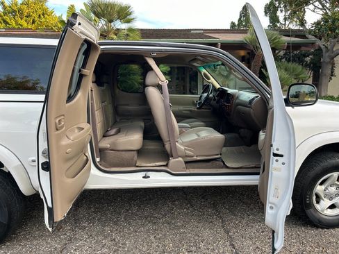 Used 2000 Toyota Tundra Limited image 37