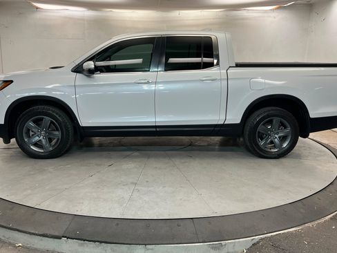 Used 2023 Honda Ridgeline RTL image 2