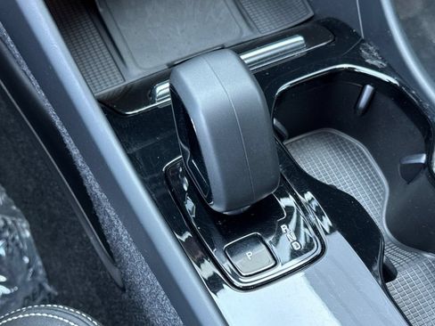 Used 2023 Volvo XC40 Recharge Ultimate w/ Protection Package Premier AWD/4WD image 24