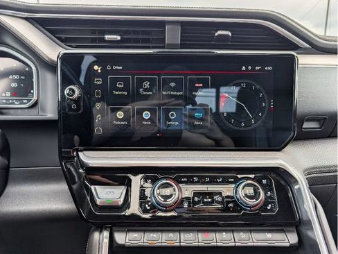 Used 2023 GMC Sierra 1500 Denali w/ Denali Reserve Package AWD/4WD image 28