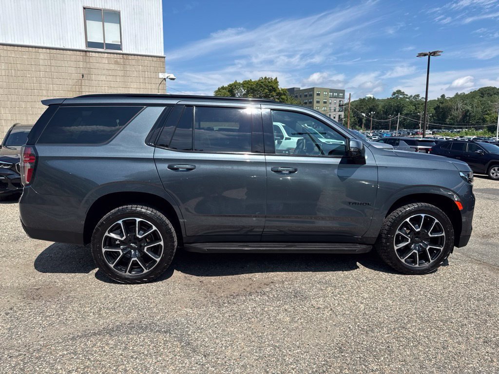 Used 2021 Chevrolet Tahoe RST w/ Luxury Package AWD/4WD image 8