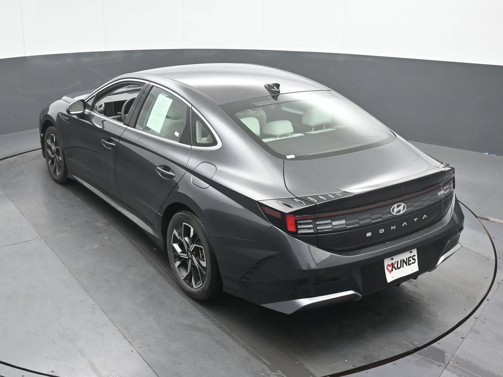Certified 2025 Hyundai Sonata SEL FWD image 36