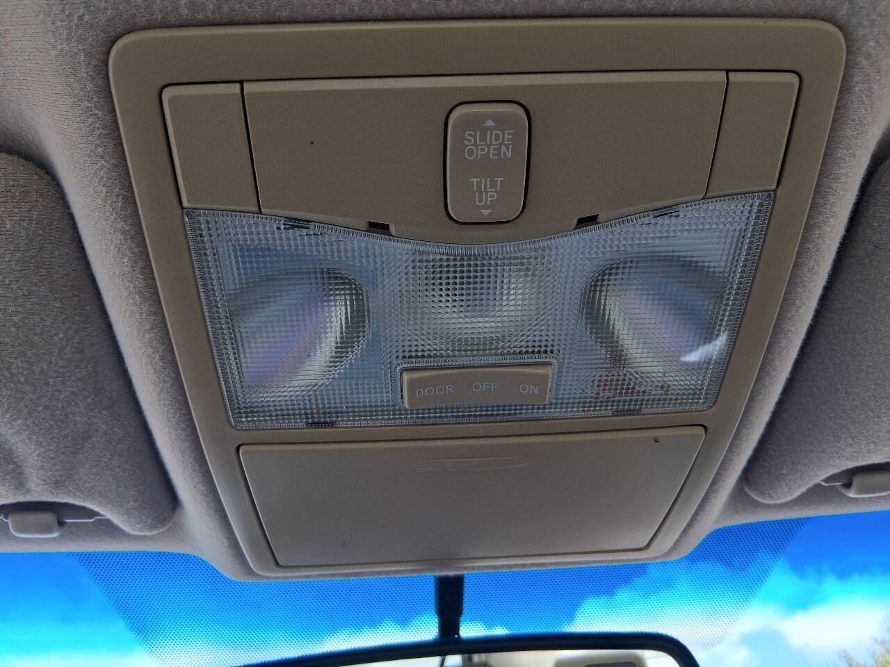 Used 2007 Toyota Avalon XLS FWD image 25