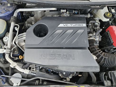 Used 2023 Nissan Rogue Platinum w/ Platinum Premium Package FWD image 32