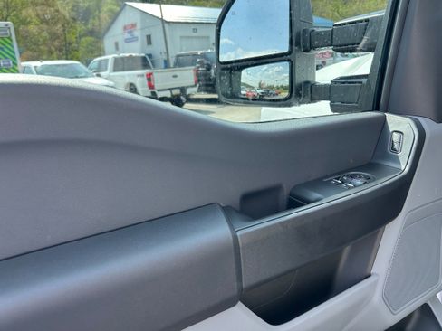 New 2026 Ford F550 4x4 Regular Cab Super Duty image 20