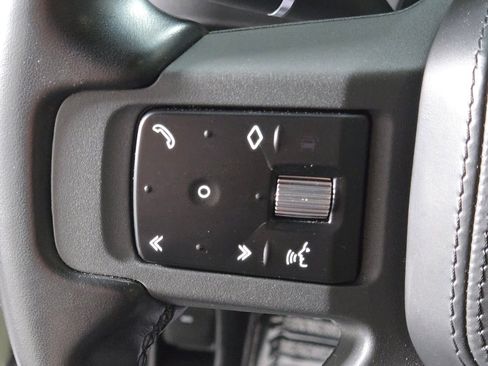 Used 2022 Land Rover Defender 110 X-Dynamic HSE image 25