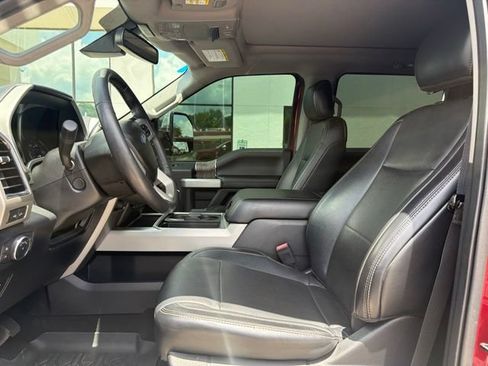 Used 2019 Ford F250 Lariat w/ Lariat Ultimate Package AWD/4WD image 12