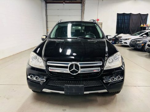 Used 2010 Mercedes-Benz GL 450 4MATIC image 3