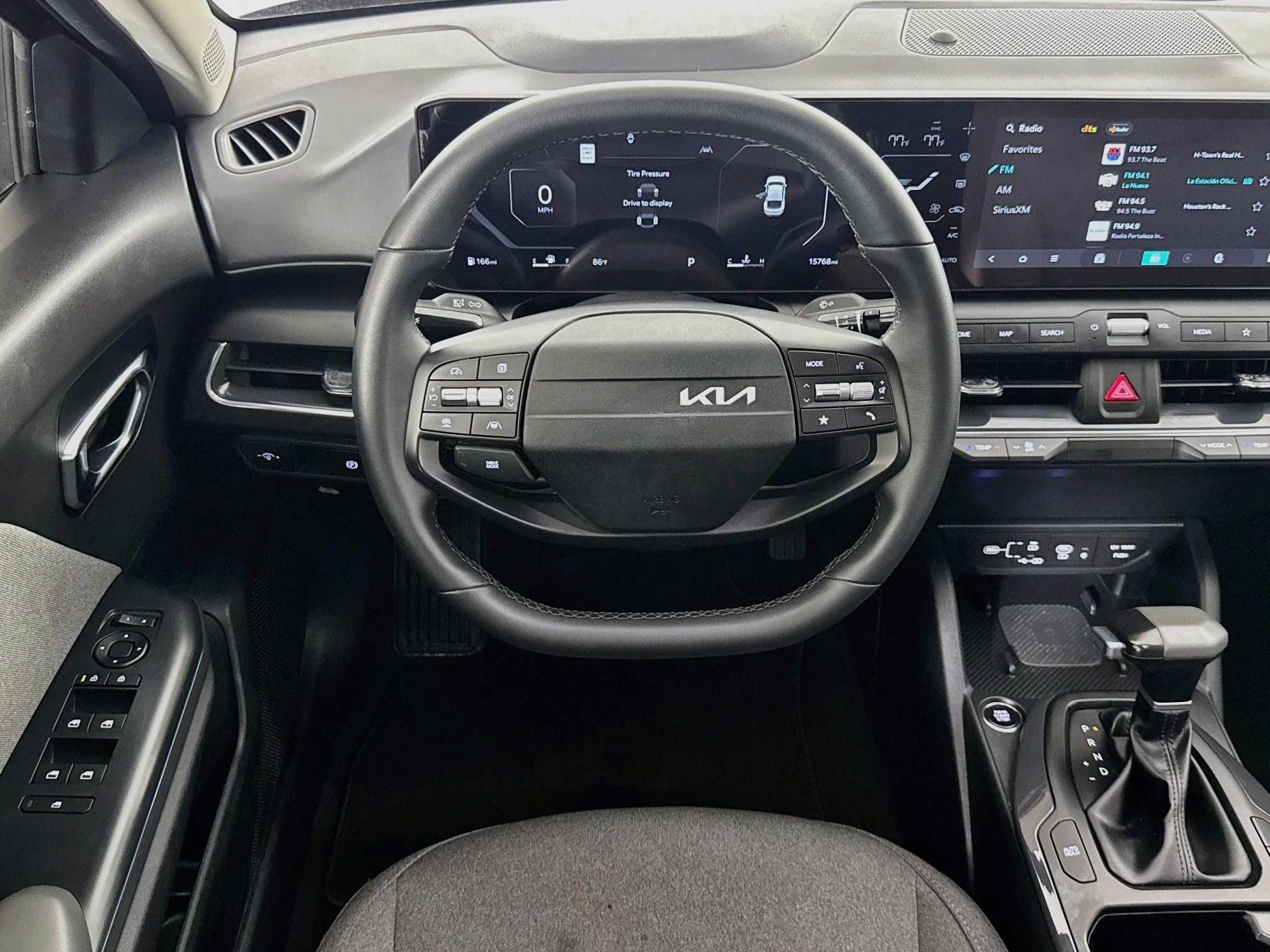 Used 2025 Kia K4 EX FWD image 15