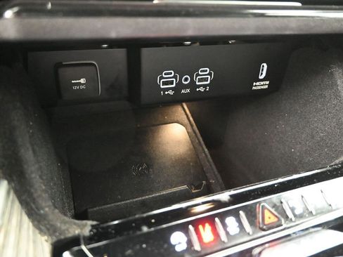 Used 2022 Jeep Wagoneer Series III w/ Premium Group I image 21