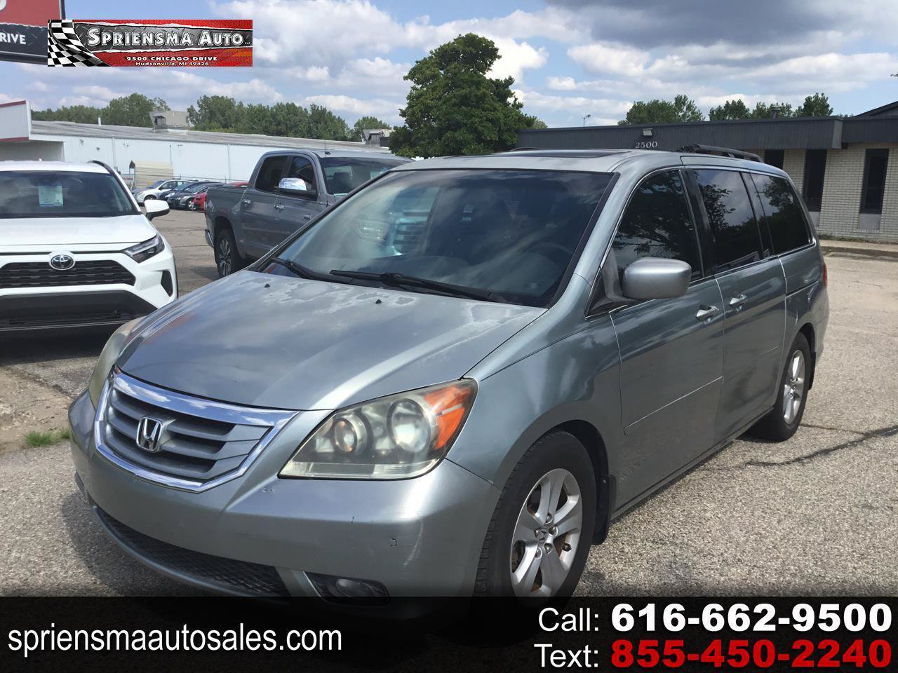 Used 2010 Honda Odyssey Touring image 1