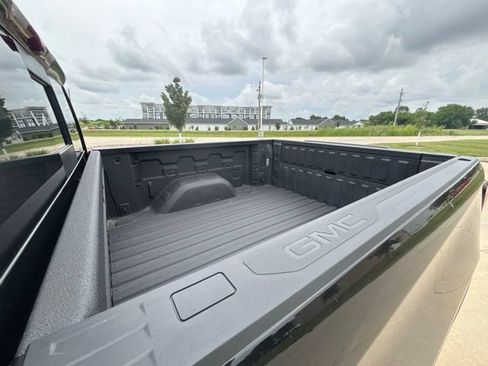 Used 2023 GMC Sierra 1500 Denali w/ Denali Reserve Package AWD/4WD image 23
