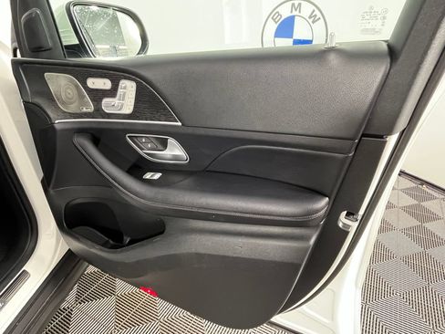 Used 2023 Mercedes-Benz GLS 450 4MATIC image 21