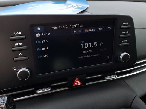 Certified 2023 Hyundai Elantra SE image 20